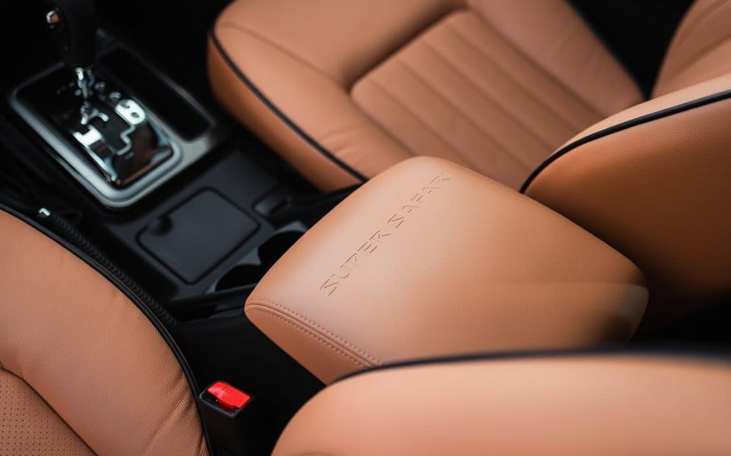 Nissan Patrol 2022 leather seats and cabin
