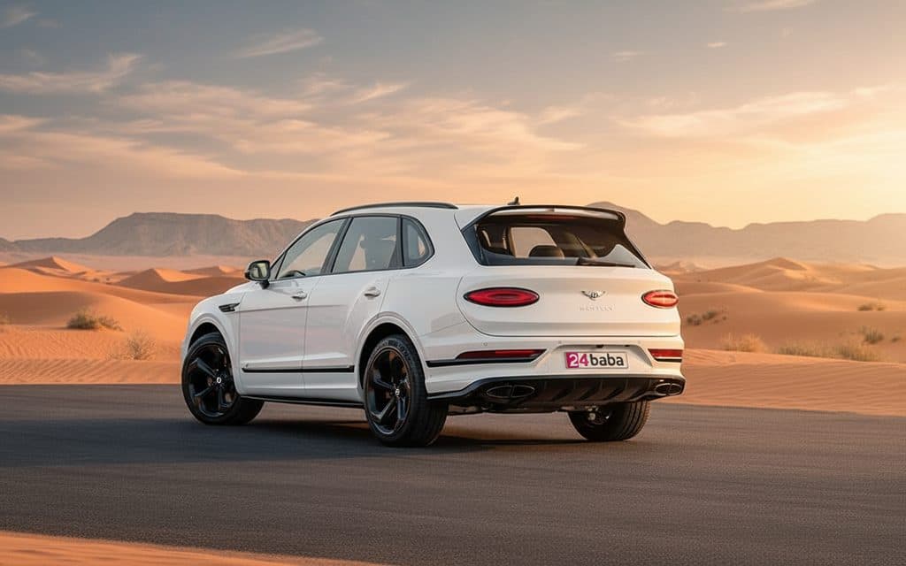Bentley Bentayga 2022 White rear view showing taillights