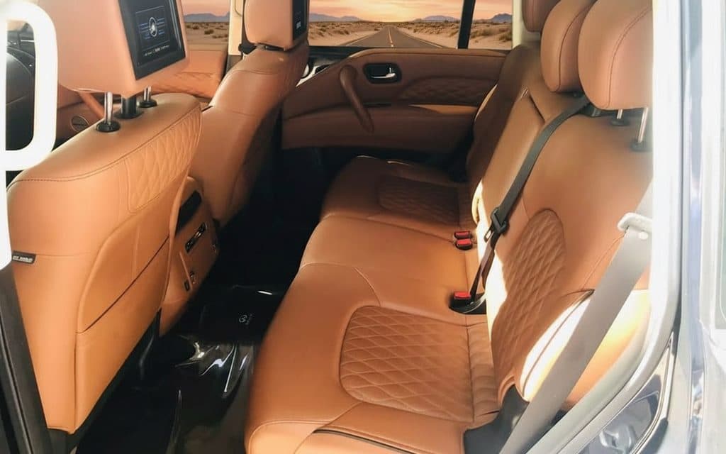 Infiniti Qx80 2021 leather seats and cabin