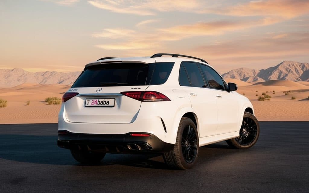 Mercedes Gle350 2021 White rear view showing taillights