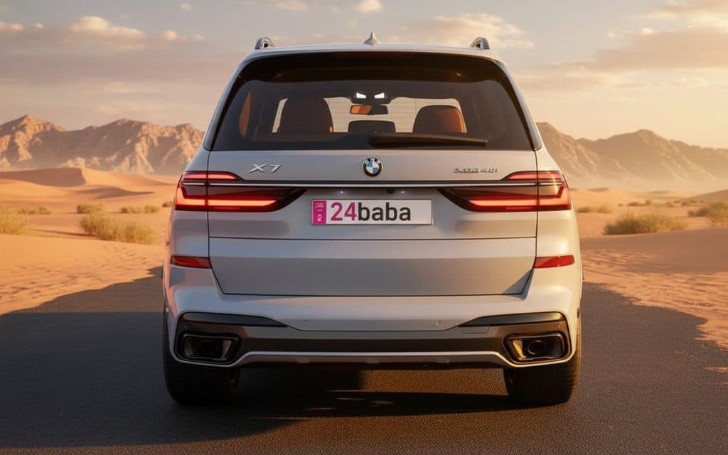 Bmw X7 2024 Silver rear view showing taillights