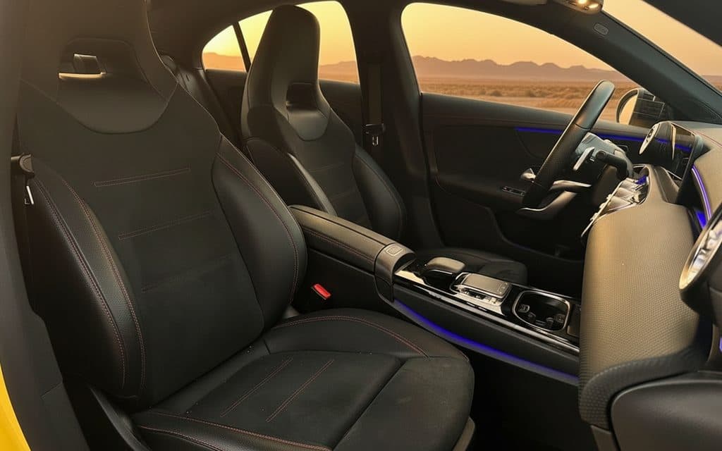 Mercedes Cla250 2022 leather seats and cabin