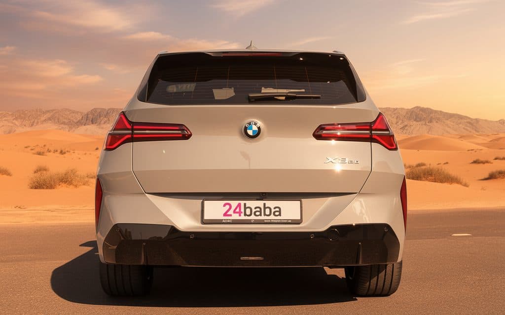 Bmw X3 2025 Grey rear view showing taillights