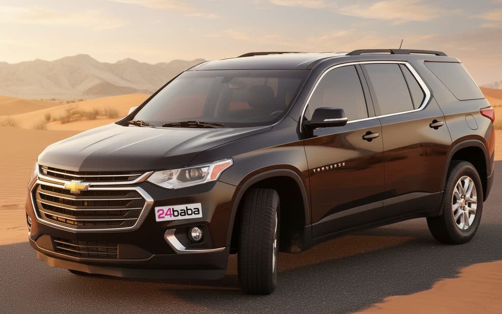 Chevrolet Traverse 2021 Black front view with headlights