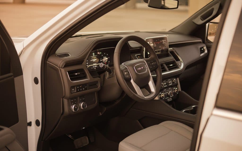 Gmc Yukon 2021 interior view showing trim