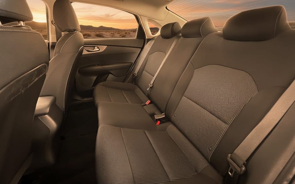 Kia Forte 2023 leather seats and cabin