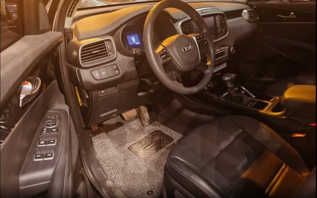 Kia Sorento 2020 interior view showing trim