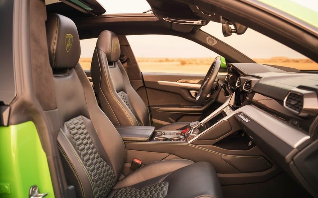 Lamborghini Urus 2021 leather seats and cabin