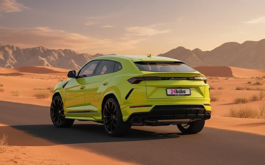 Lamborghini Urus 2022 Green rear view showing taillights