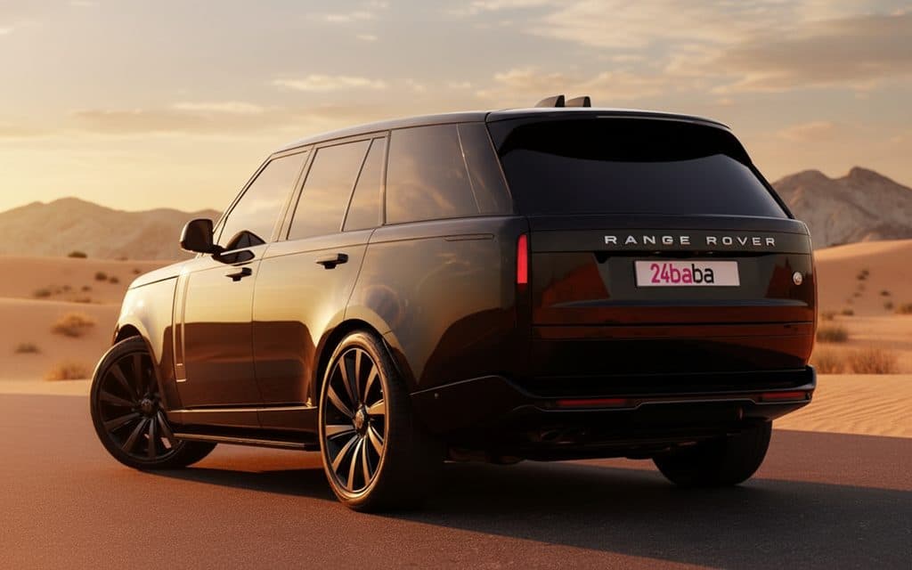 LandRover RangeRoverVogue 2025 Black rear view showing taillights