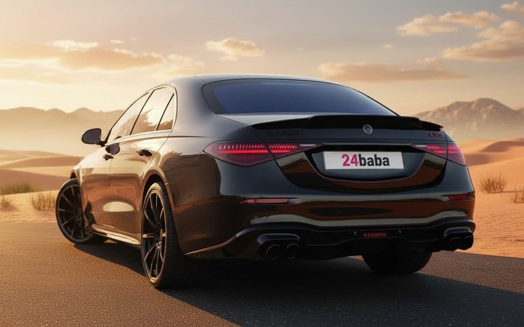 Mercedes S580 2024 Black rear view showing taillights