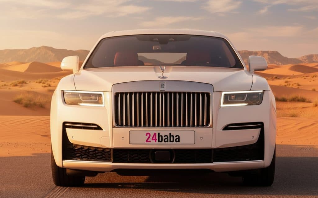RollsRoyce Ghost 2022 White front view with headlights