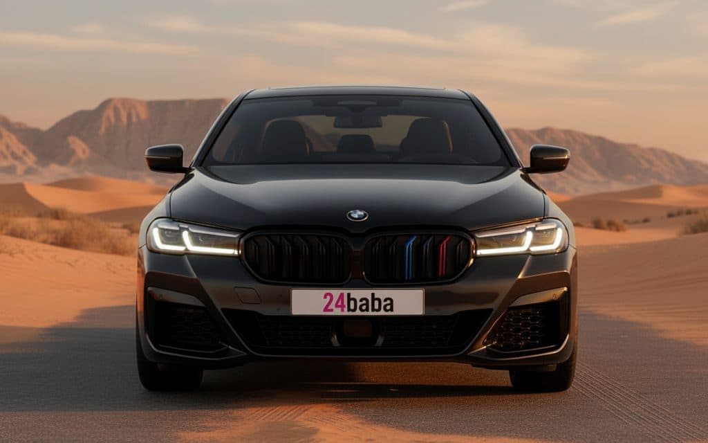 Bmw 520 2021 Black front view with headlights