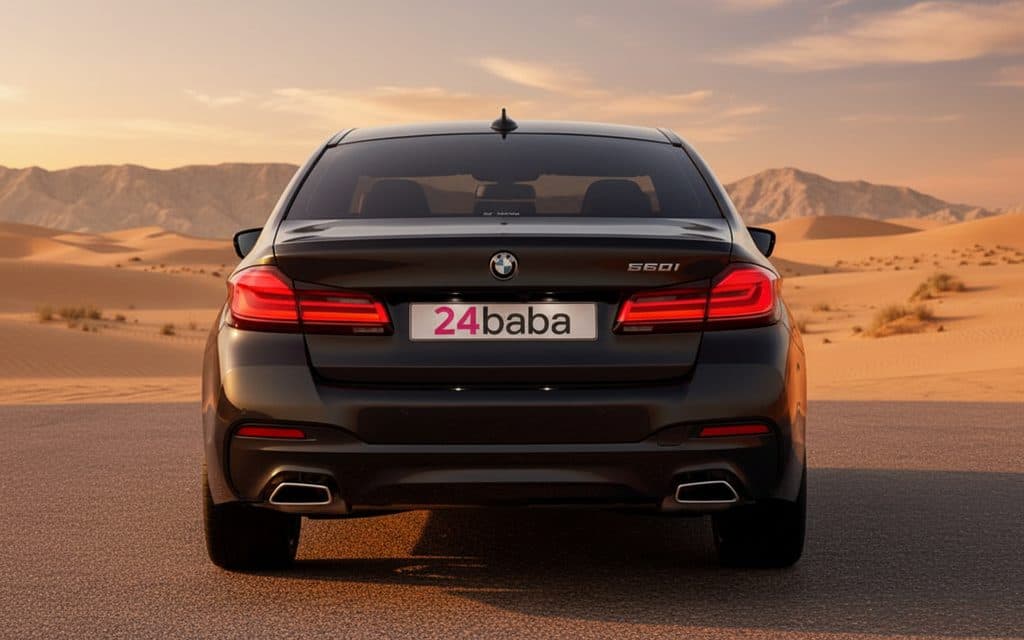Bmw 520 2021 Black rear view showing taillights