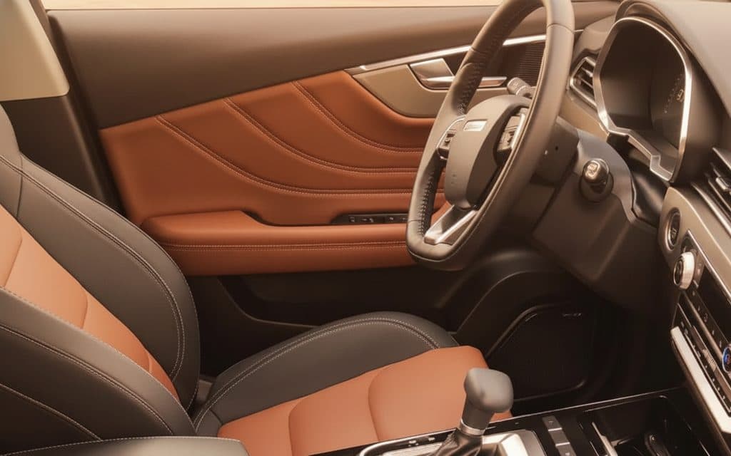 Jetour X70 2023 leather seats and cabin – rental in Dubai