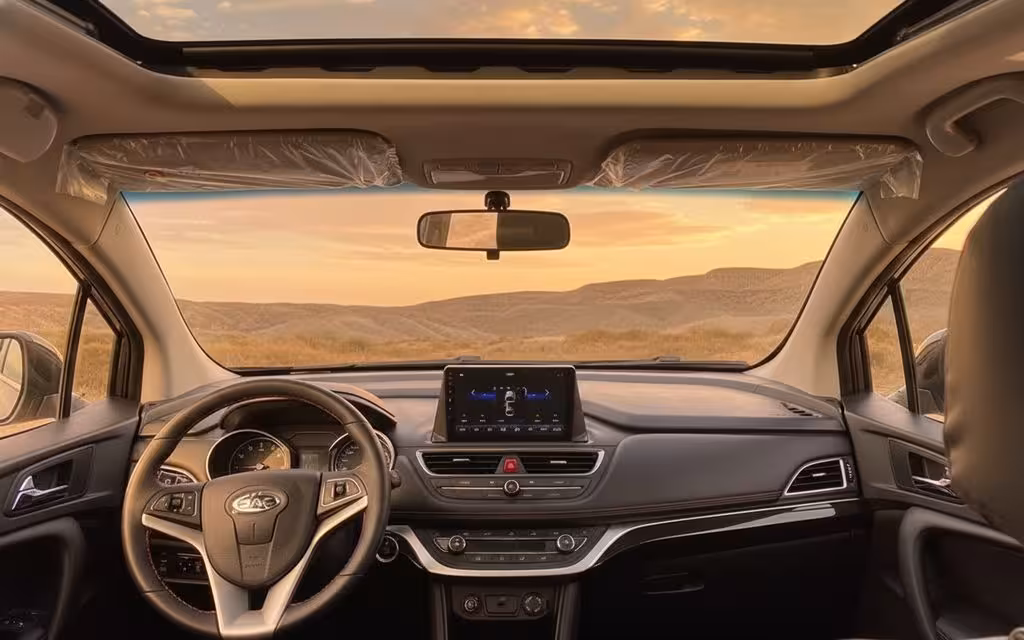 Jac S3 2023 dashboard and infotainment – rental in Dubai