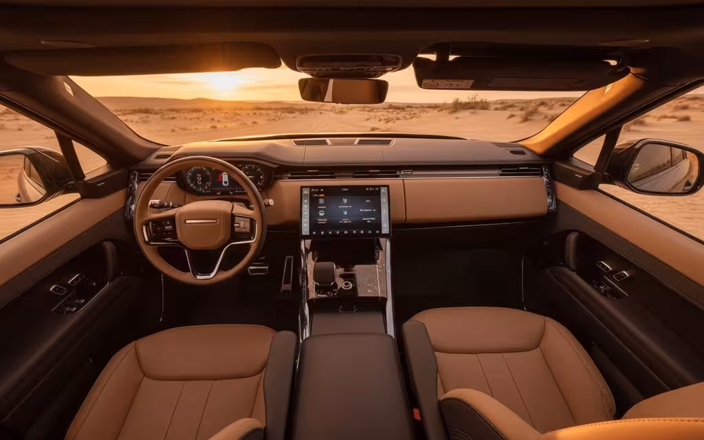 LandRover RangeRoverSport 2025 dashboard and infotainment – rental in Dubai