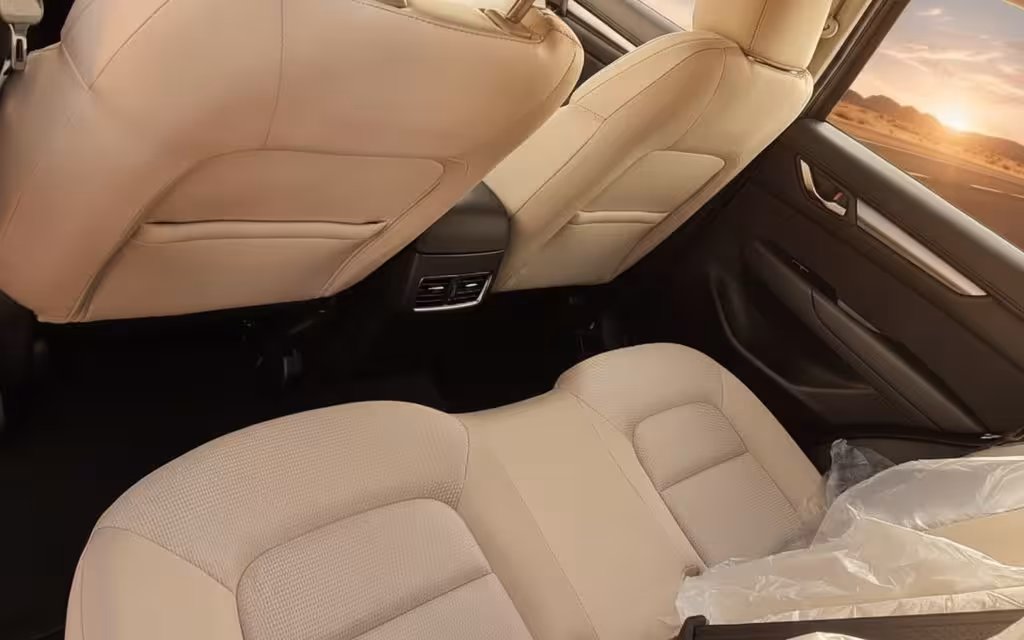 Mazda Cx 5 2021 leather seats and cabin – rental in Dubai