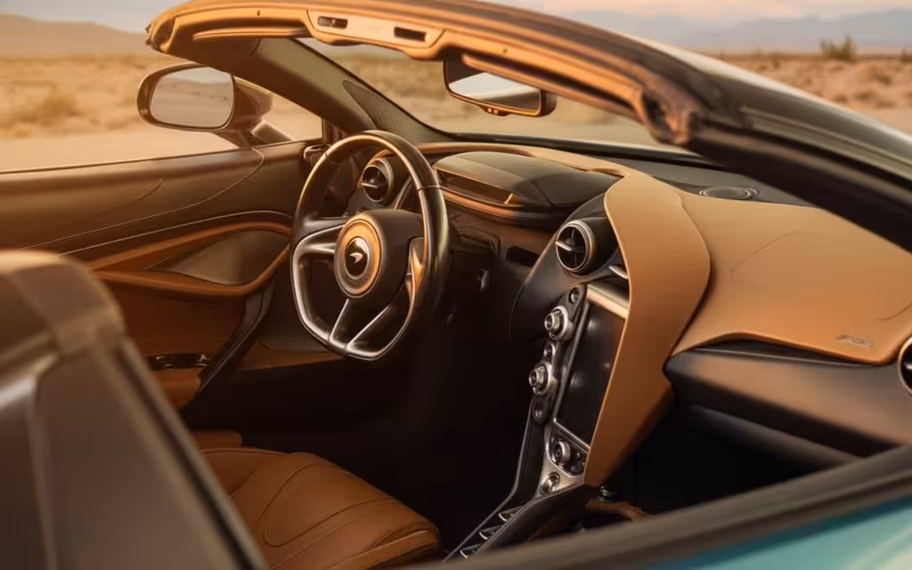 Mclaren 720S 2021 interior view showing trim – rental in Dubai
