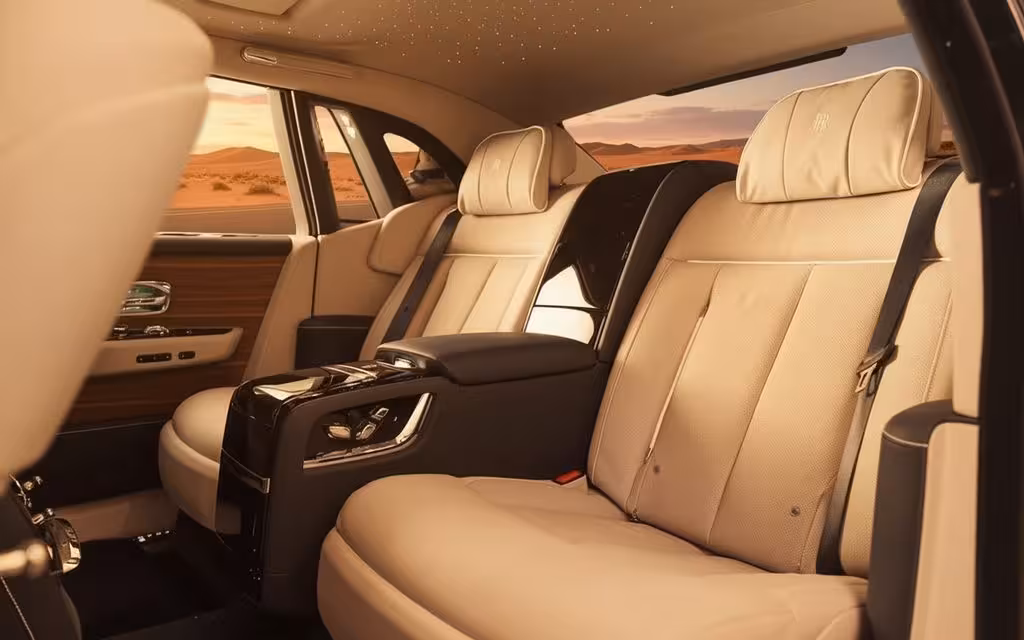 RollsRoyce Phantom 2023 leather seats and cabin – rental in Dubai
