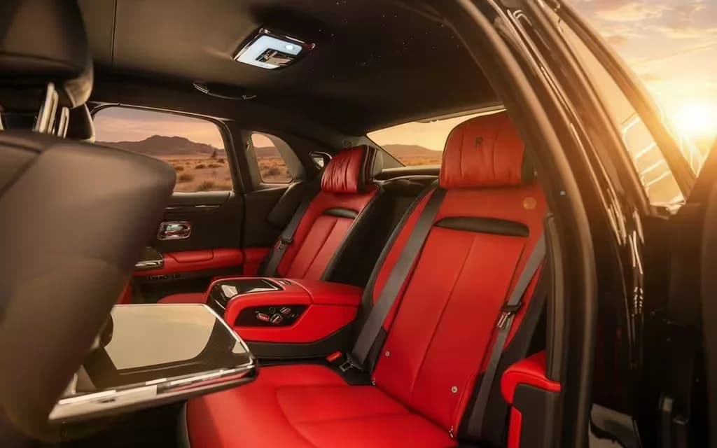 RollsRoyce Ghost 2023 leather seats and cabin – rental in Dubai