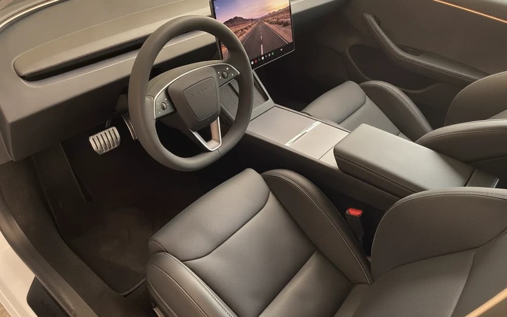 Tesla Model 3 Performance 2024 White interior view – rental in Dubai